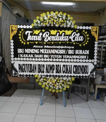 Papan Bunga Duka Universitas Multimedia Nusantara